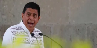 Dirigente del PT en Oaxaca denuncia a Jara ante la FGR por amenazas de muerte Dirigente del PT en Oaxaca denuncia a Salomón Jara por amenazas de muerte y corrupción