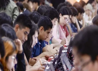 Supervisa rector de la UNAM segunda jornada de aplicación del examen presencial en Oaxaca Aspirantes a la UNAM presentan examen presencial para garantizar equidad en admisión 2026