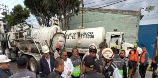 Fuga de hidrocarburo en CDMX: controlan derrame en Iztacalco por presunto sabotaje a ducto de Pemex Fuga de hidrocarburo en Iztacalco por sabotaje a ducto de Pemex