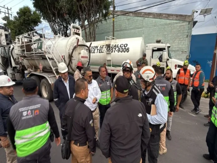 Fuga de hidrocarburo en Iztacalco por sabotaje a ducto de Pemex