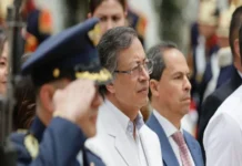 Senado de Colombia autoriza al expresidente Gustavo Petro a salir del país durante un año Gustavo Petro sale de Colombia con autorización del Senado