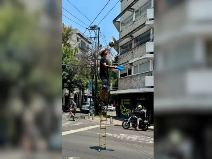 Jóvenes en México enfrentan exclusión y precariedad laboral Jóvenes en México enfrentan exclusión y precariedad laboral con 14.9 millones afectados