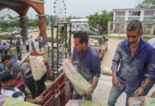 Cirilo Vázquez respalda la mejora de planteles educativos de Cosoleacaque Mejora educativa en Cosoleacaque con apoyo del Ayuntamiento para planteles educativos
