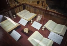 Museo de las Sagradas Escrituras, abierto al público en Cosoleacaque Museo Sagradas Escrituras en Cosoleacaque con exhibición de textos antiguos