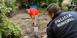 Río Sedeño se desborda por lluvias y afecta viviendas en Acajete El río Sedeño desbordado afecta viviendas en la localidad de Plan de Sedeño