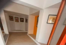 Sala de exhibición de la cultura de Acayucan, abandonada y con heces de animales… Parte 2 Sala de exhibición de la cultura de Acayucan abandonada con heces de animales, un ejemplo de crimen cultural
