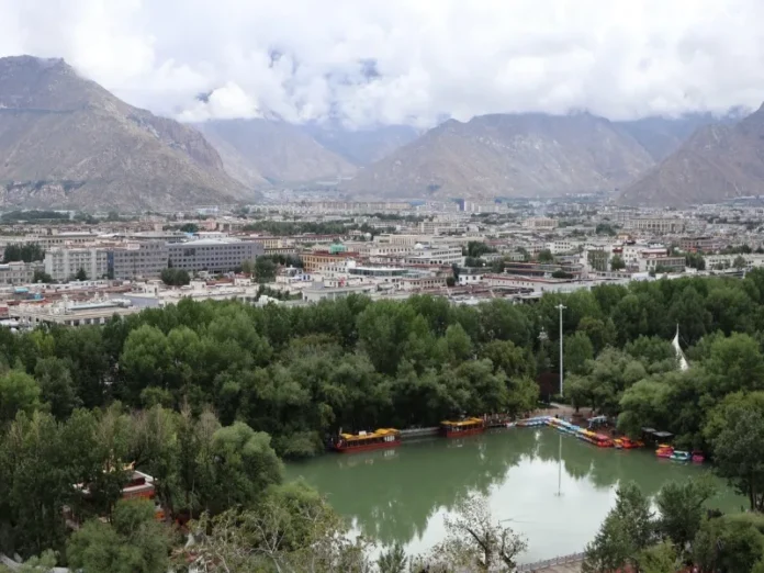 Montañas del Tíbet espiritual, un lugar de gran belleza