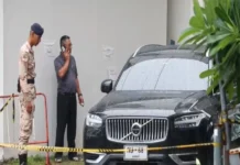 Ex diputado de Tailandia realiza tiroteo en un edificio gubernamental; deja un muerto y un herido Imagen de un tiroteo en Tailandia que dejó un muerto y un herido