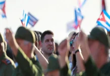 «El Cangrejo», nieto de Raúl Castro, está ligado a una red cubana en México dedicada al tráfico de personas, según el NYT El Cangrejo, nieto de Raúl Castro, está ligado a una red cubana de tráfico de personas en México