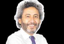 Queremos tanto a Andy Andy dio hace días en la Condesa nueva muestra de que a sus tiernos 40 años le falta estatura política, disciplina personal y olfato para detectar lo denso que está el aire.