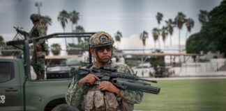 Atacan a balazos a un hombre y se refugia en el Aeropuerto Internacional de Mazatlán La SSP destacó que la situación registrada no ocasionó que los vuelos sufrieran retrasos o fueran cancelados, por lo que las actividades continúan funcionando con normalidad.