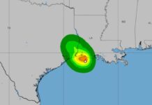 La tormenta tropical «Edouard» toca tierra en Louisiana; se prevén fuertes lluvias en el sur de EU El NHC advirtió que podrían presentarse inundaciones repentinas en zonas bajas y urbanas, además de posibles desbordamientos de ríos.
