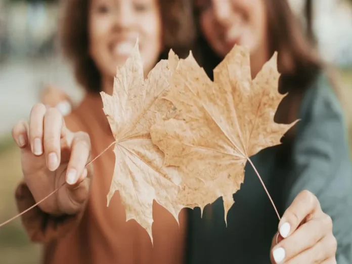 Imagen que muestra los beneficios del otoño para la salud y el ocio