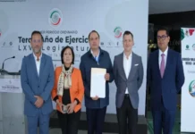 Denuncian al titular del IMSS-Bienestar de Veracruz ante la FGR y exigen su destitución Imagen de la denuncia IMSS Veracruz presentada ante la FGR