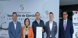 Denuncian al titular del IMSS-Bienestar de Veracruz ante la FGR y exigen su destitución Imagen de la denuncia IMSS Veracruz presentada ante la FGR