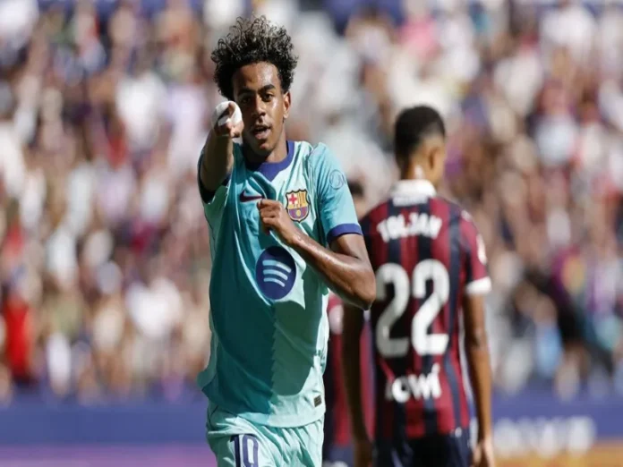 Lamine Yamal celebra su doblete contra Levante Imagen del doblete Lamine Yamal en el partido del Barcelona
