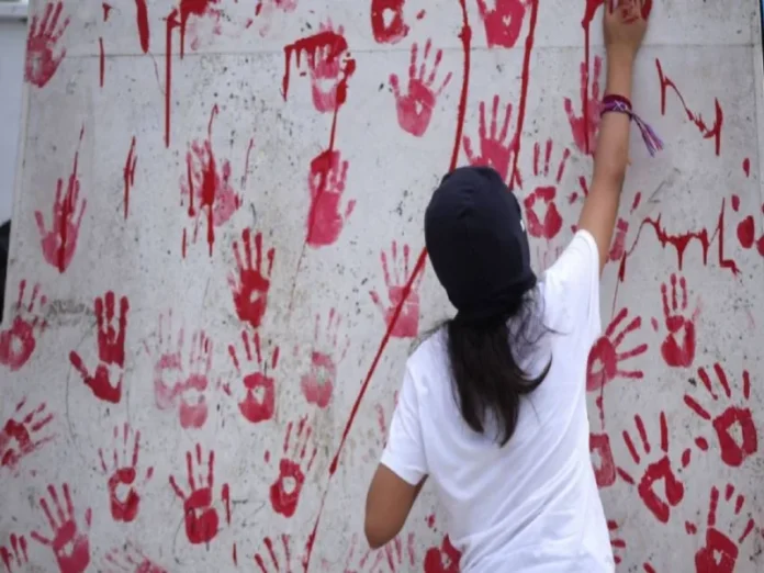 Manifestación contra los feminicidios en México Imagen que muestra la protesta contra feminicidios en México