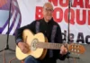 Fallece Gabino Palomares, referente de la canción de protesta en México y autor de «La maldición de la Malinche» Retrato de Gabino Palomares, cantautor mexicano de canción de protesta