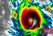 «Polo» se mantiene como huracán categoría 5; entre sábado y domingo se acercaría a BC ya en nivel 3 Imagen del huracán Polo acercándose a la costa del Pacífico