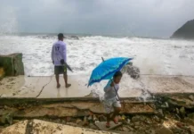 Huracán «Polo» pegará en BCS entre las 4 y 6 pm de hoy; autoridades llaman a resguardarse Imagen del huracán Polo acercándose a la costa de Baja California Sur