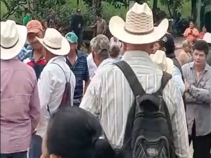 Imagen que muestra la indemnización Pemex entregada a la comunidad de Las Choapas