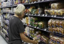Inflación en EE.UU se mantiene en 3.4% durante agosto tras dos meses consecutivos en desaceleración Gráfica que muestra la inflación en EE.UU estabilizada en 3.4% en agosto