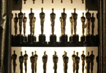 La película española «La bola negra» se proyecta como una de las favoritas en los Óscar: The Hollywood Reporter Cartel de La bola negra, película de los Javis, favorita al Oscar
