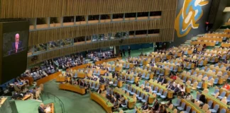 Decenas de delegados de todo el mundo abandonan sala de la ONU al iniciar el discurso de Netanyahu Imagen que muestra a delegados saliendo de la ONU en protesta contra Netanyahu ONU