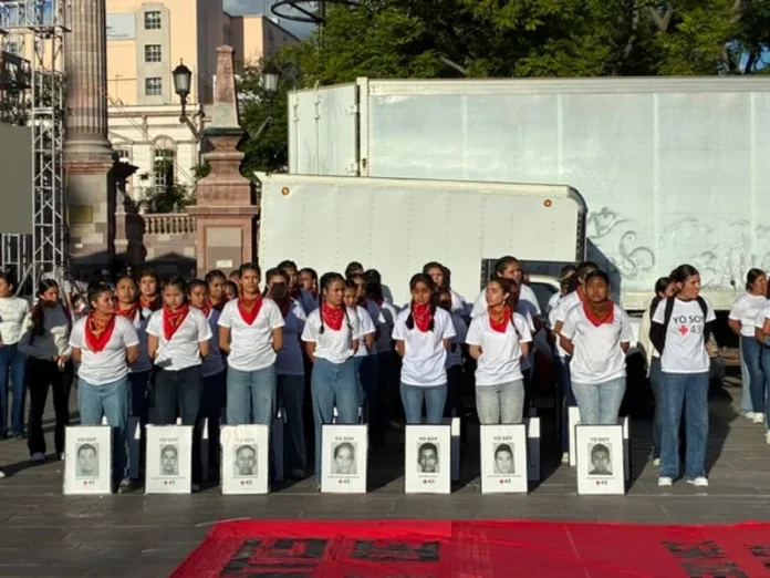 Normalistas Cañada Honda en marcha por Ayotzinapa normalistas Cañada Honda exigiendo justicia para Ayotzinapa