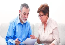 Pensiones en América Latina bajo presión por menor cotización Imagen que ilustra pensiones informalidad edad en contexto latinoamericano