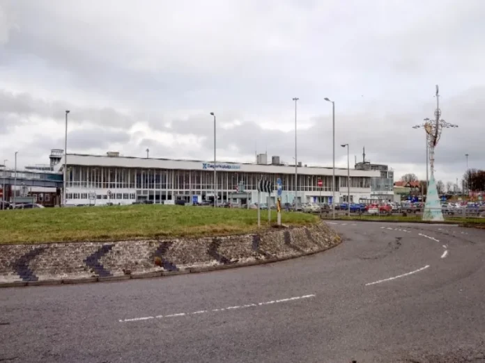 Control aéreo con problema técnico en Escocia Imagen del problema técnico que afecta vuelos en Escocia e Inglaterra