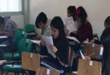 Nueva Escuela Mexicana fracasa en la prueba PISA; caen estudiantes en las materias de lectura y matemáticas siete puntos Gráfica ilustrativa de la prueba PISA 2025 mostrando la caída en México