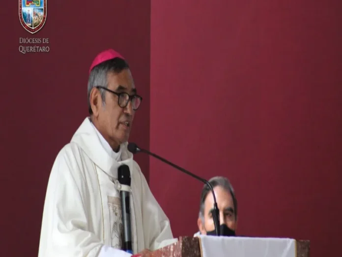 Imagen que muestra la renuncia obispo Querétaro y el nombramiento de Aguilar Ledesma