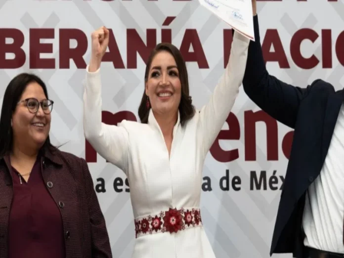 Ricardo Monreal y Jasmine Bugarín en conferencia de prensa Ricardo Monreal exige a Jasmine Bugarín renunciar ciudadanía para postularse en Nayarit
