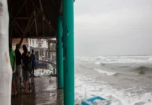 Suspenden clases en 30 municipios de Jalisco ante pronóstico de fuertes lluvias por la tormenta tropical «Rachel» Escuelas cerradas debido a la tormenta tropical Rachel