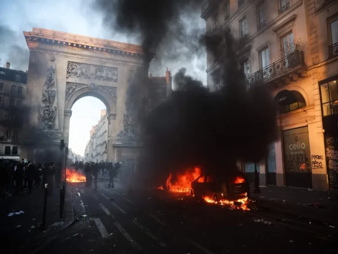 Manifestantes franceses protestan contra el alto costo de la vida Manifestantes contra el alto costo de la vida en Francia