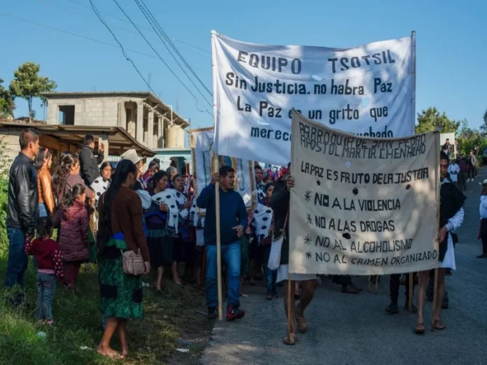 Familias tsotsiles amenazadas por grupo armado en Chenalhó Imagen que muestra amenazas grupo armado contra familias tsotsiles