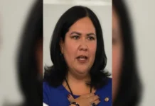 Arrestan en garita de Calexico a Alejandra León, ex senadora del PT Imagen del arresto de Alejandra León en la garita de Calexico