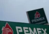 Sujetos armados irrumpen y saquean instalaciones de Pemex en Veracruz; golpean y amarran a vigilantes Imagen del asalto a Pemex en Veracruz con vigilantes amarrados