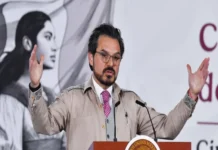 Zoé Robledo propone aumento de 8% a trabajadores del IMSS: 4% directo a salario y 4% en ayuda de renta Imagen del anuncio del aumento IMSS 8% por Zoé Robledo