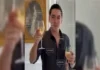 «París a tus pies chamaquito»: nuevos videos muestran al contratista del INE paseando al hijo de Taddei en Francia Imagen del contratista del INE viajando a París con la familia de Guadalupe Taddei