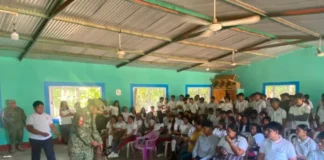 Ejército Mexicano realiza demostración canófila para estudiantes del Telebachillerato de Tilapan Demostración canófila del Ejército Mexicano en Tilapan