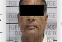 Ex alcalde de Puerto Aventuras y funcionarios estarían implicados en extorsiones a comerciantes Imagen que muestra la detención relacionada con extorsión a comerciantes