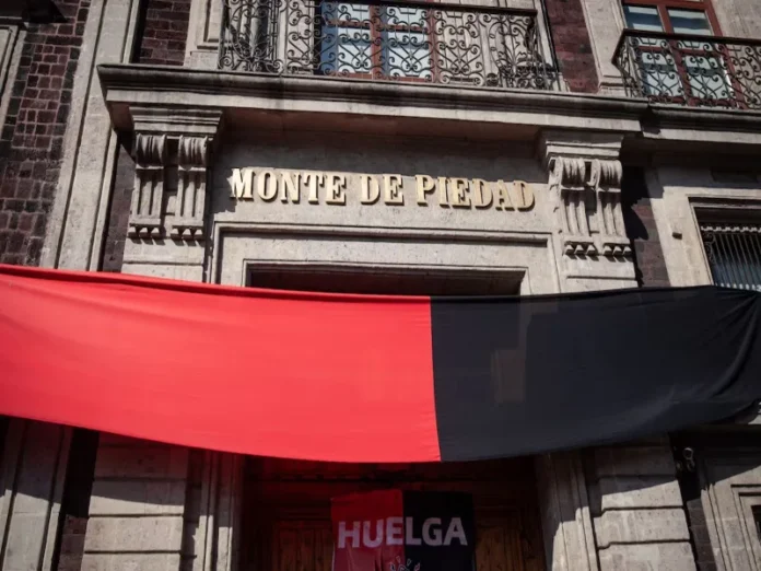 Reapertura de sucursales del Monte de Piedad tras el fin de huelga Imagen que muestra el fin de huelga en Monte de Piedad