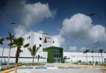 Sheinbaum anuncia gira de evaluación del IMSS Bienestar en 23 estados Imagen de la gira IMSS Bienestar liderada por Sheinbaum