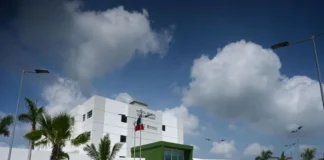 Sheinbaum anuncia gira de evaluación del IMSS Bienestar en 23 estados Imagen de la gira IMSS Bienestar liderada por Sheinbaum