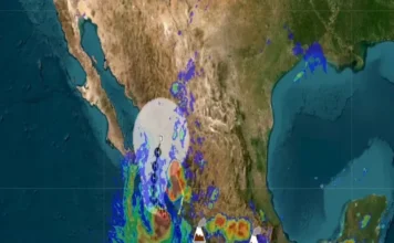 Alerta por huracán «Simón» que ocasionará lluvias fuertes en Nayarit y Sinaloa Imagen del huracán Simón acercándose a la costa de Nayarit y Sinaloa