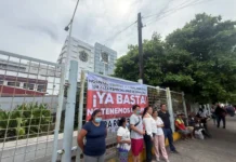 Familiares de pacientes en hospitales de Veracruz realizan colecta por falta de insumos; Nahle niega carencias Imagen que muestra la colecta de insumos hospitales Veracruz