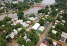 Comunidades de José Azueta, se inundan tras crecida del río Tesechoacán Imagen de inundaciones río Tesechoacán afectando viviendas
