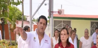 Funcionario de Educación en Veracruz colocó a cuatro de sus primos en la dependencia; Nahle insiste en que no hay nepotismo Imagen que ilustra nepotismo en Veracruz con los primos del funcionario